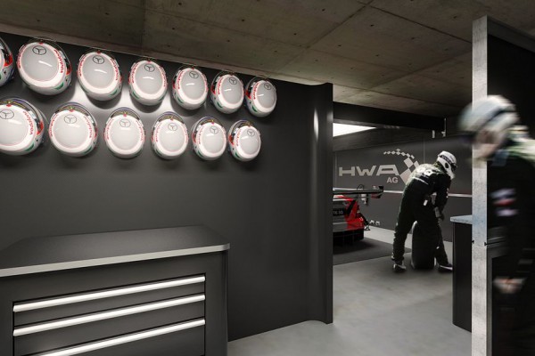 DTM Box Mercedes Benz